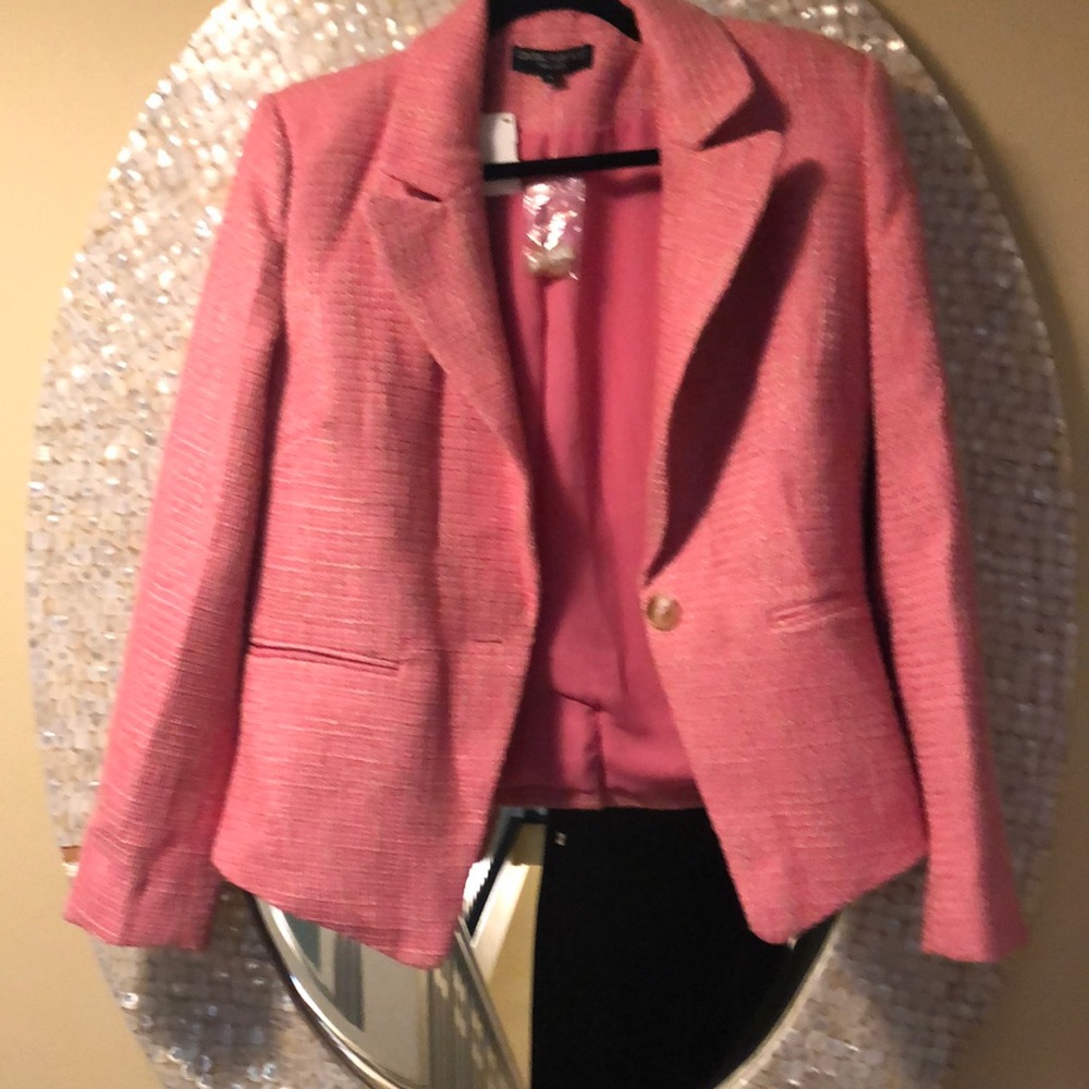 Central Park hot pink tweed blazer